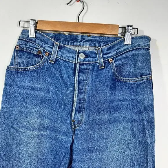Vtg Levis 26501 0156 Jeans 28 x 30 USA Blue Denim Button Fly Tagged Womens 13